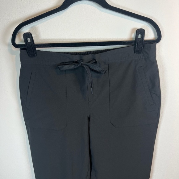 Eddie Bauer Women's Jogger Pants Pull On Pull On Outdoors Hiking Stretch Size 8 - Picture 2 of 16